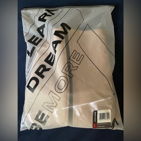 Alphalete Elements (ELMTS) Jacket in Tan - Brand new with tags - Picture 4 of 4